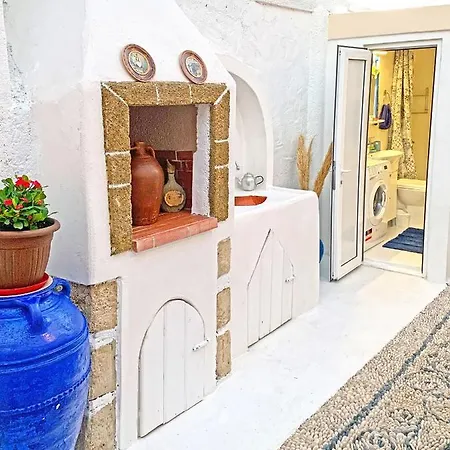 בית נופש Aspasias Traditional House *