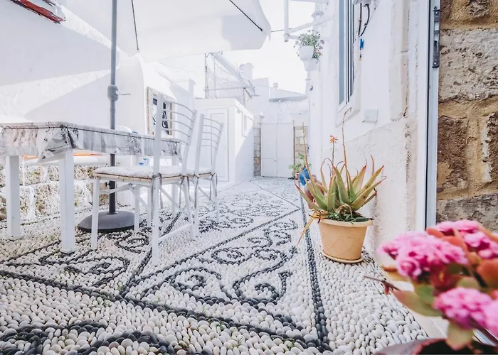 Aspasias Traditional House Holiday home *